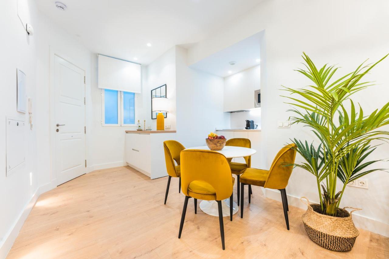 Debambu Suites Málaga Buitenkant foto